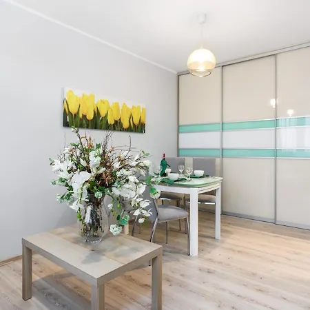 Apartment Osiedle Orla Bialego Apartament By Renters Posen
