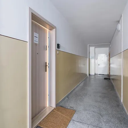 Osiedle Orla Bialego Apartament By Renters Apartment Poznan